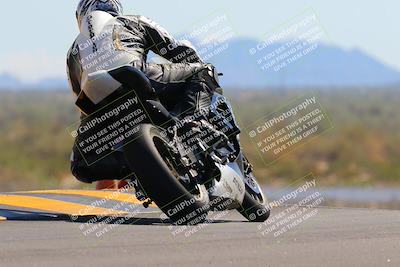 media/Oct-09-2022-SoCal Trackdays (Sun) [[95640aeeb6]]/Turn 9 Backside (120pm)/